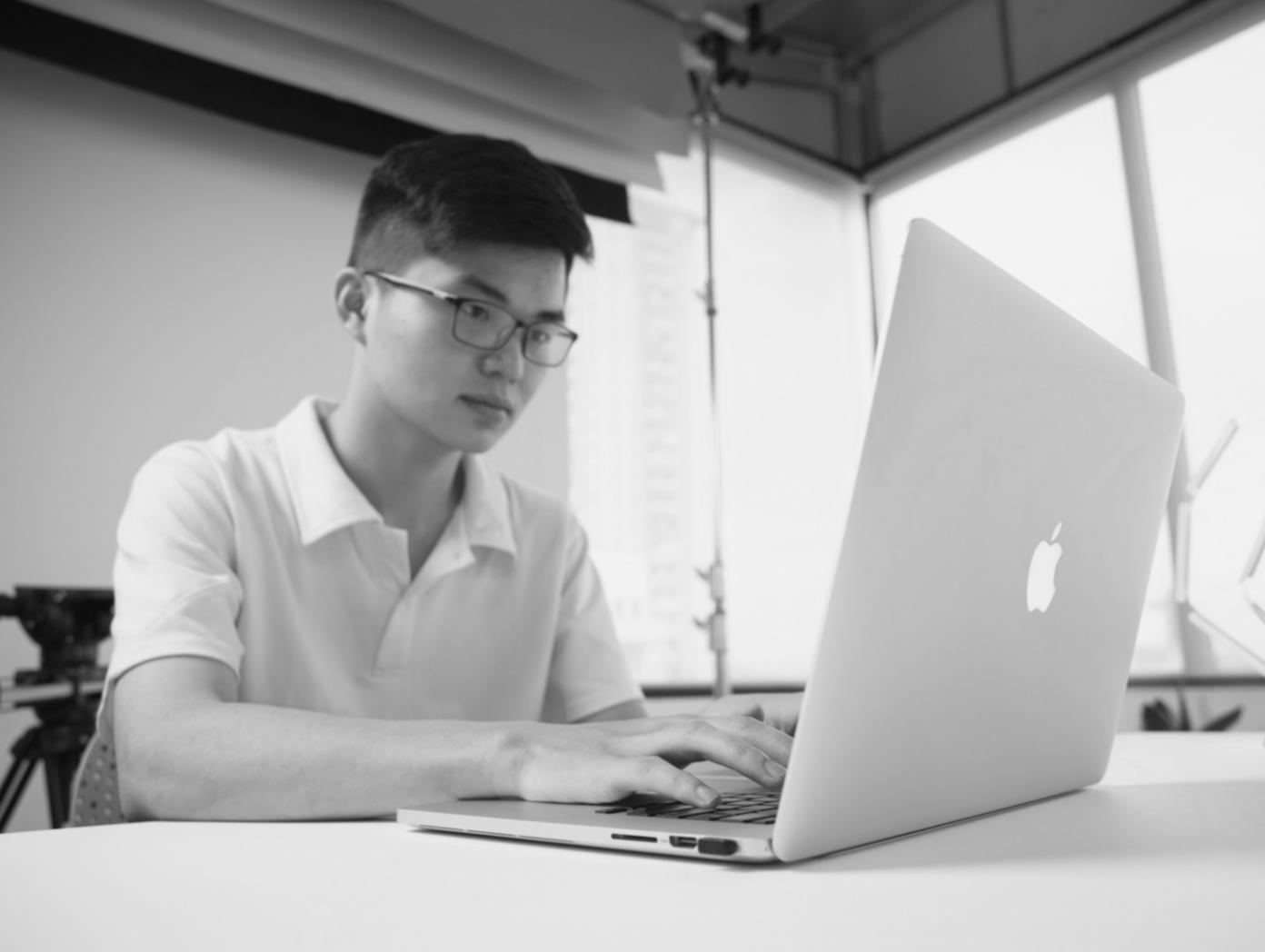 Conseil financier personnalisé - Analyse de documents et stratégie d'entreprise